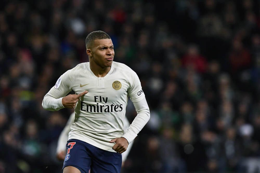 学了这么多年的语文，最惊艳你的一句诗词是什么？